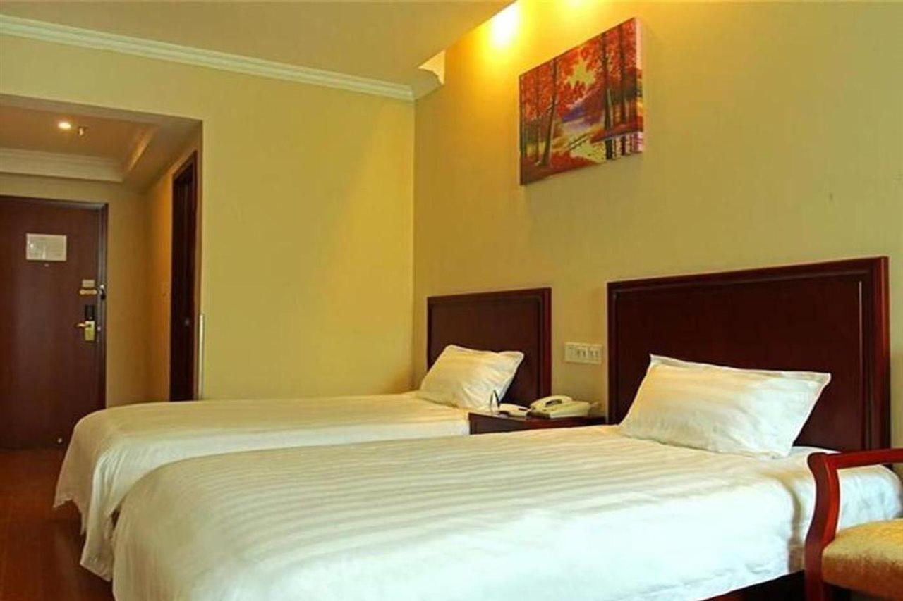 Greentree Inn Guangdong Guangzhou Jichang Road Express Hotel ภายนอก รูปภาพ